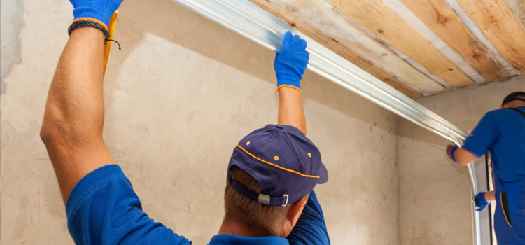 commercial overhead garage door repair in La Puente
